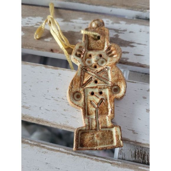 Pottery soldier ornament guard homemade Xmas holiday tree - Picture 1 of 6